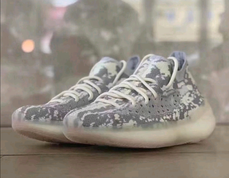 Real Boost Mist Yeezy Boost 380 shoes 350V3 sneaker.